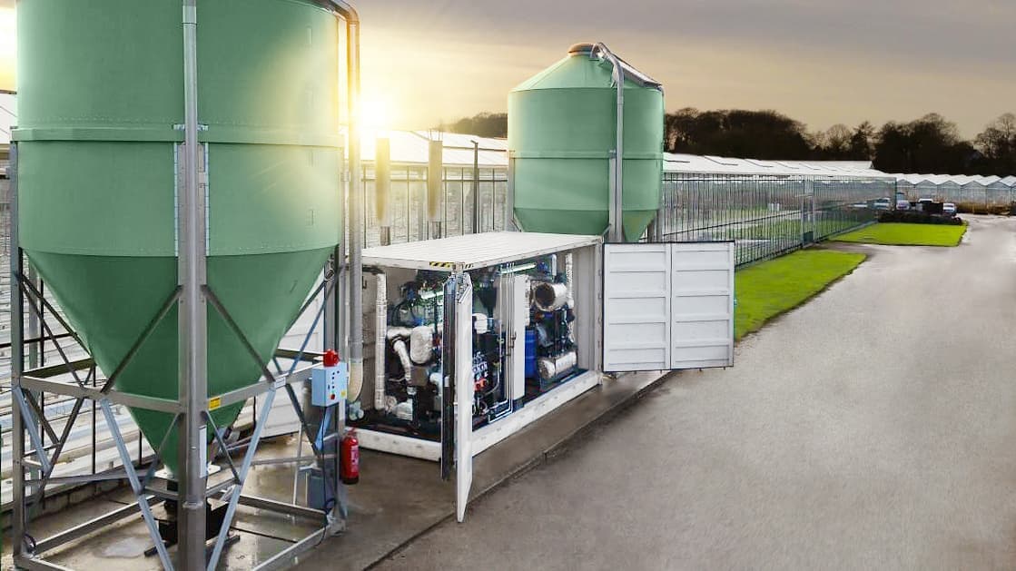 小型バイオマス発電と苗育成投資